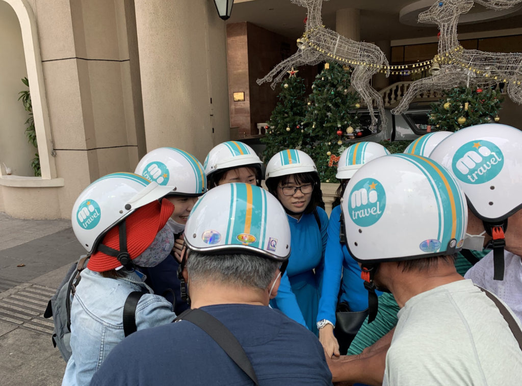 市内観光スタート